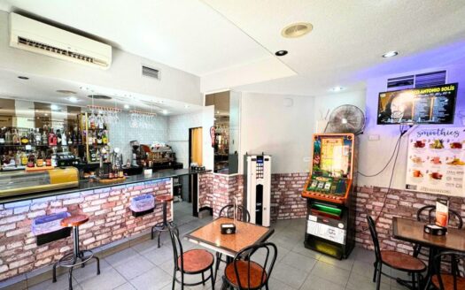 Bar de tapas con salida humo