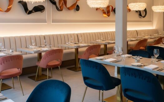 Bar restaurante en traspaso con terraza de 96 plazas y licencia definitiva en Tetuán
