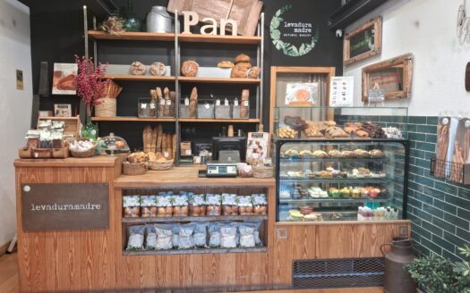 Panadería-Cafetería de Éxito en Esquina Comercial de Alcorcón – Licencia Definitiva y 10 Años de Estabilidad