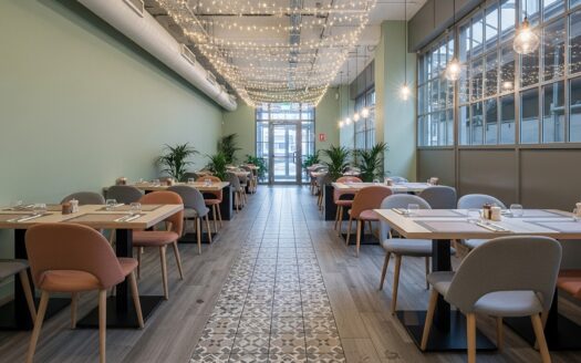 Bar restaurante en Salamanca con licencia definitiva y cocina equipada
