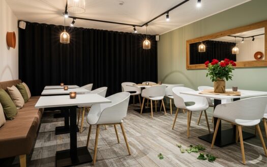 Bar restaurante en Salamanca con licencia definitiva y cocina equipada
